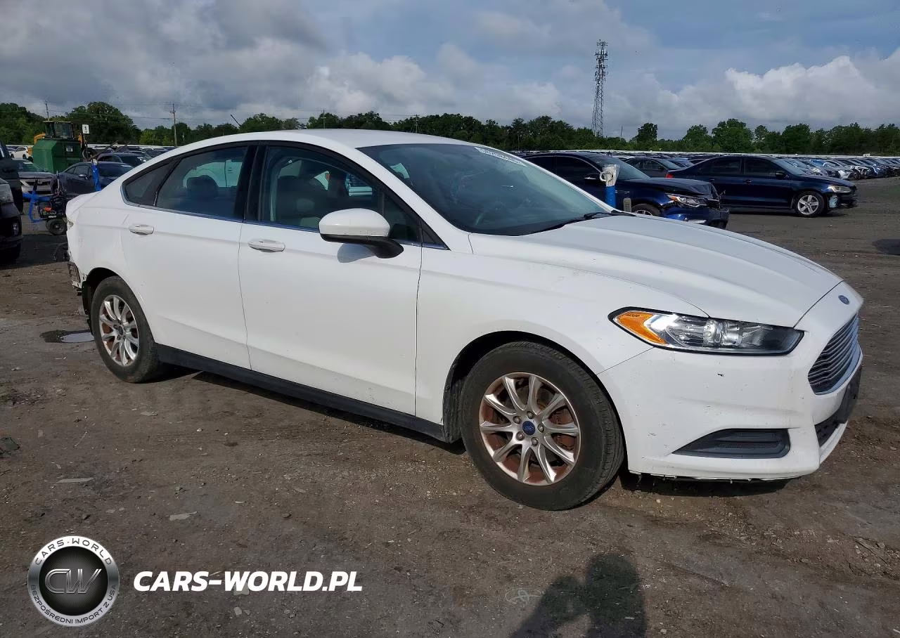 2015 Ford Fusion S VIN:1FA6P0G74F5129398 - 4