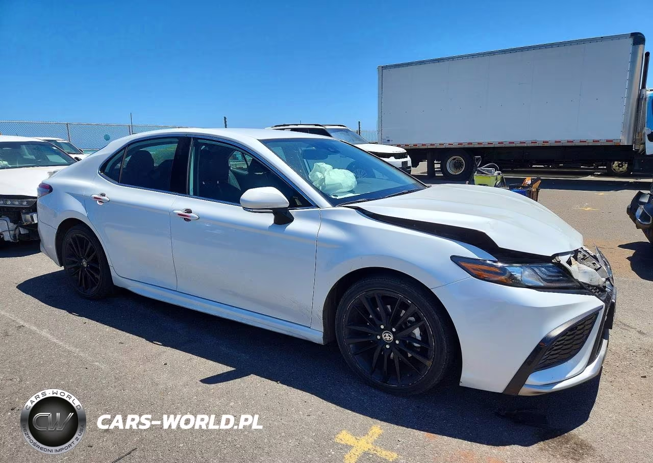 2021 Toyota Camry Xse VIN:4T1K61AK8MU601146 - 4