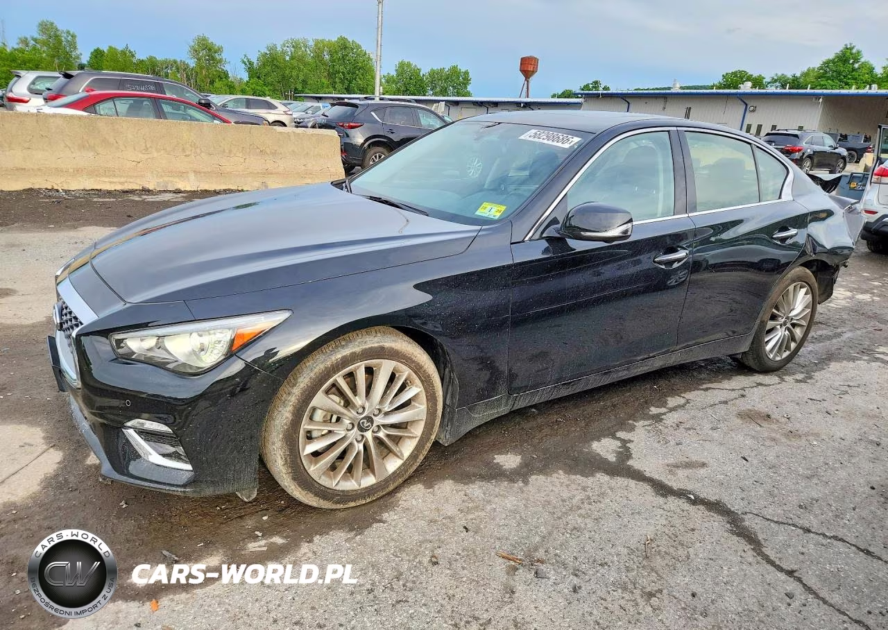 2021 Infiniti Q50 Luxe – zdjęcie 1 z 12