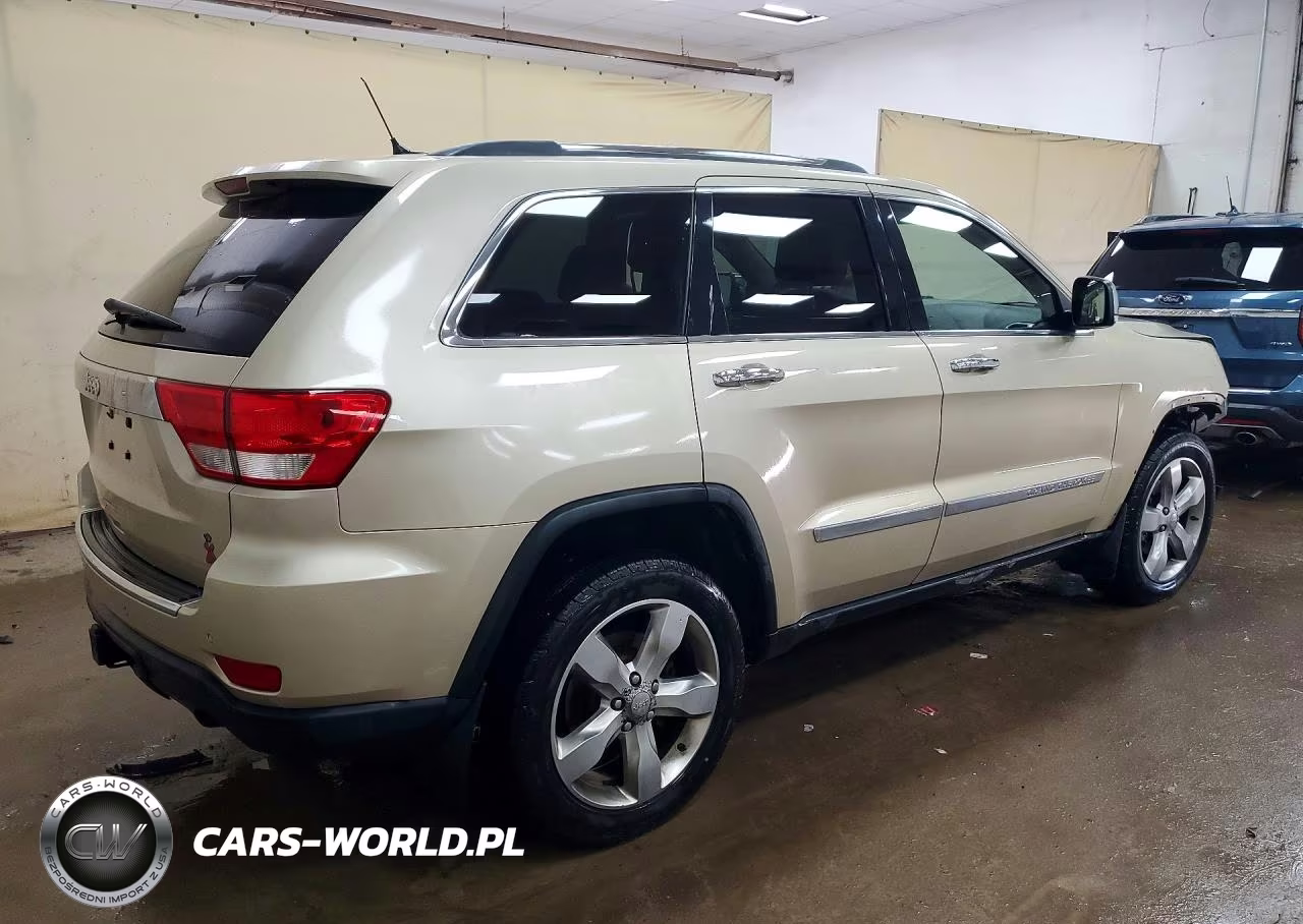 2011 Jeep Grand Cherokee Overland VIN:1J4RR6GG9BC557942 - 3