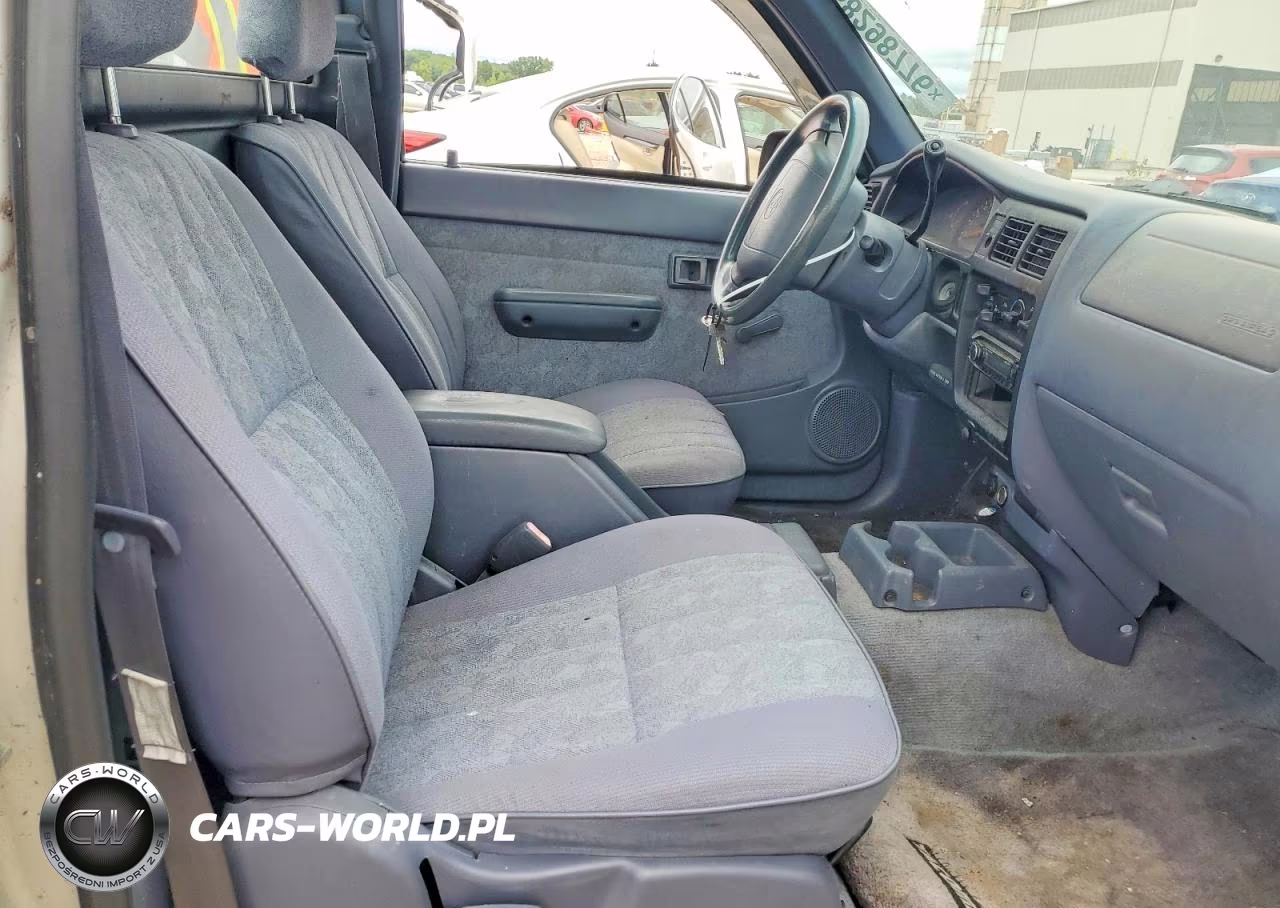 2000 Toyota Tacoma Base VIN:4TANL42N6YZ683712 - 10