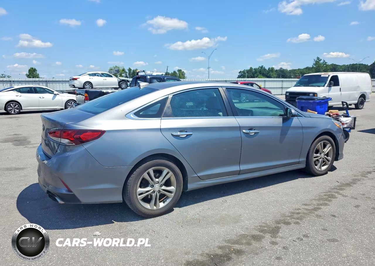 2018 Hyundai Sonata Sel VIN:5NPE34AF5JH633900 - 3