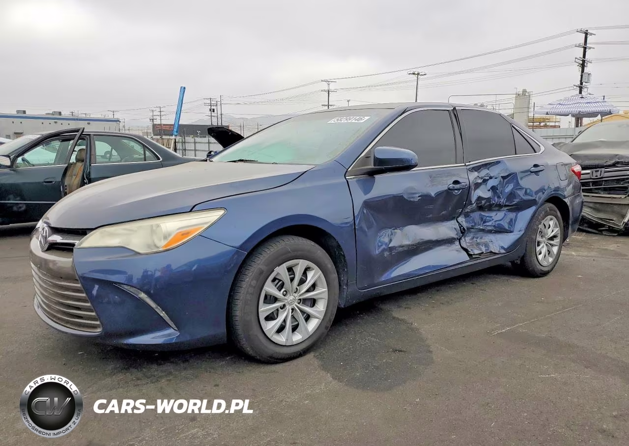 2016 Toyota Camry Le