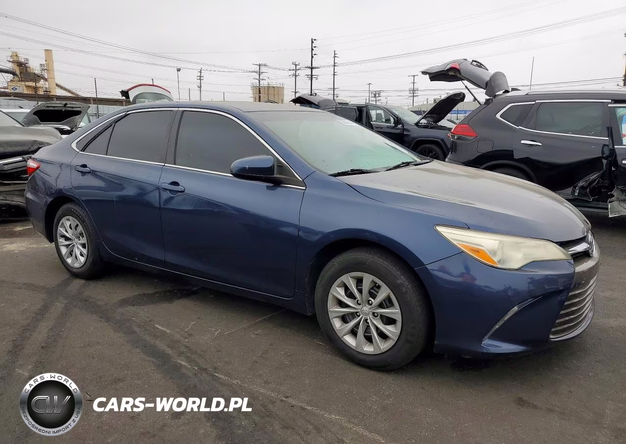 2016 Toyota Camry Le VIN:4T1BF1FK3GU576248 - 4