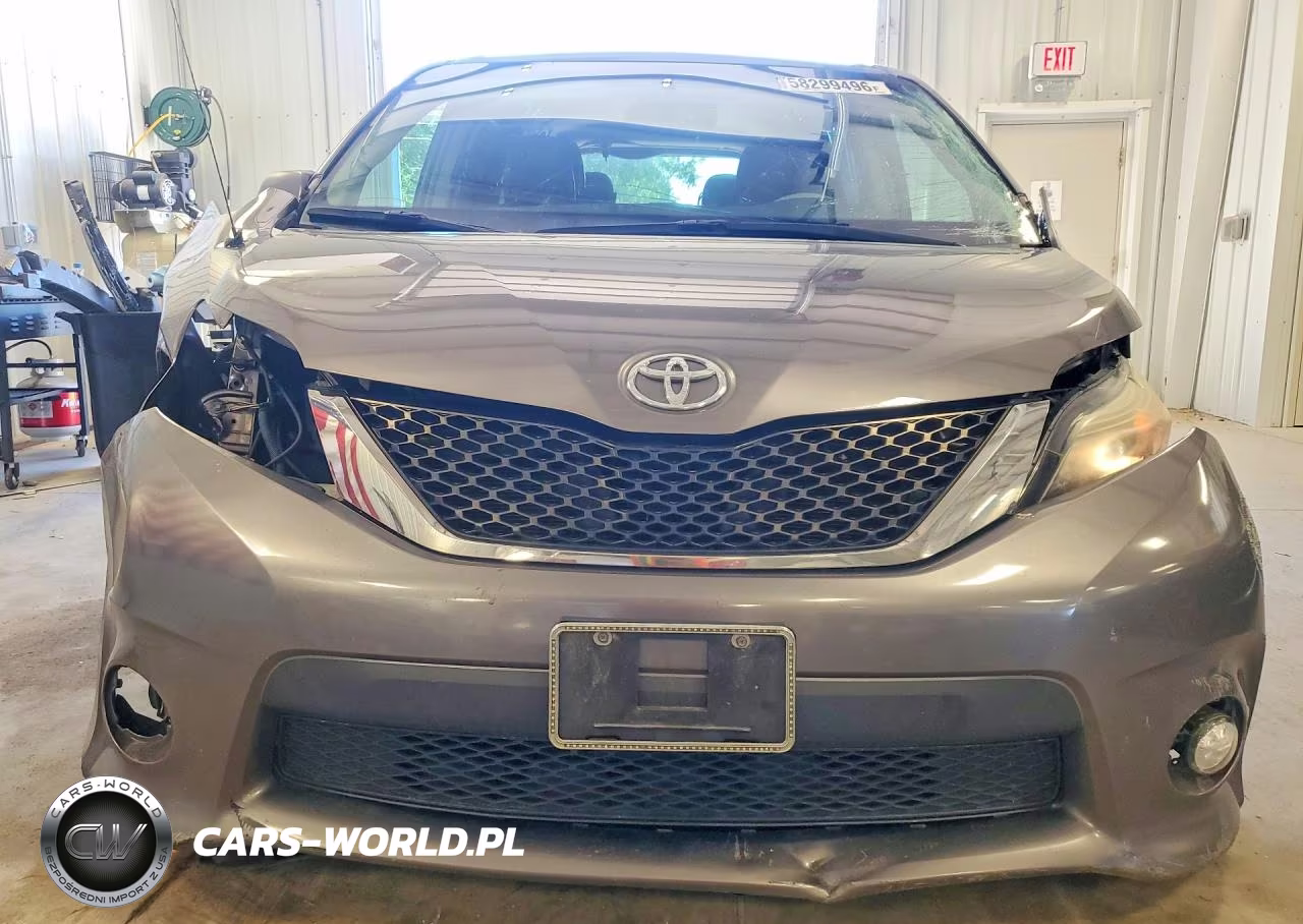 2014 Toyota Sienna Sport VIN:5TDXK3DC9ES466674 - 5