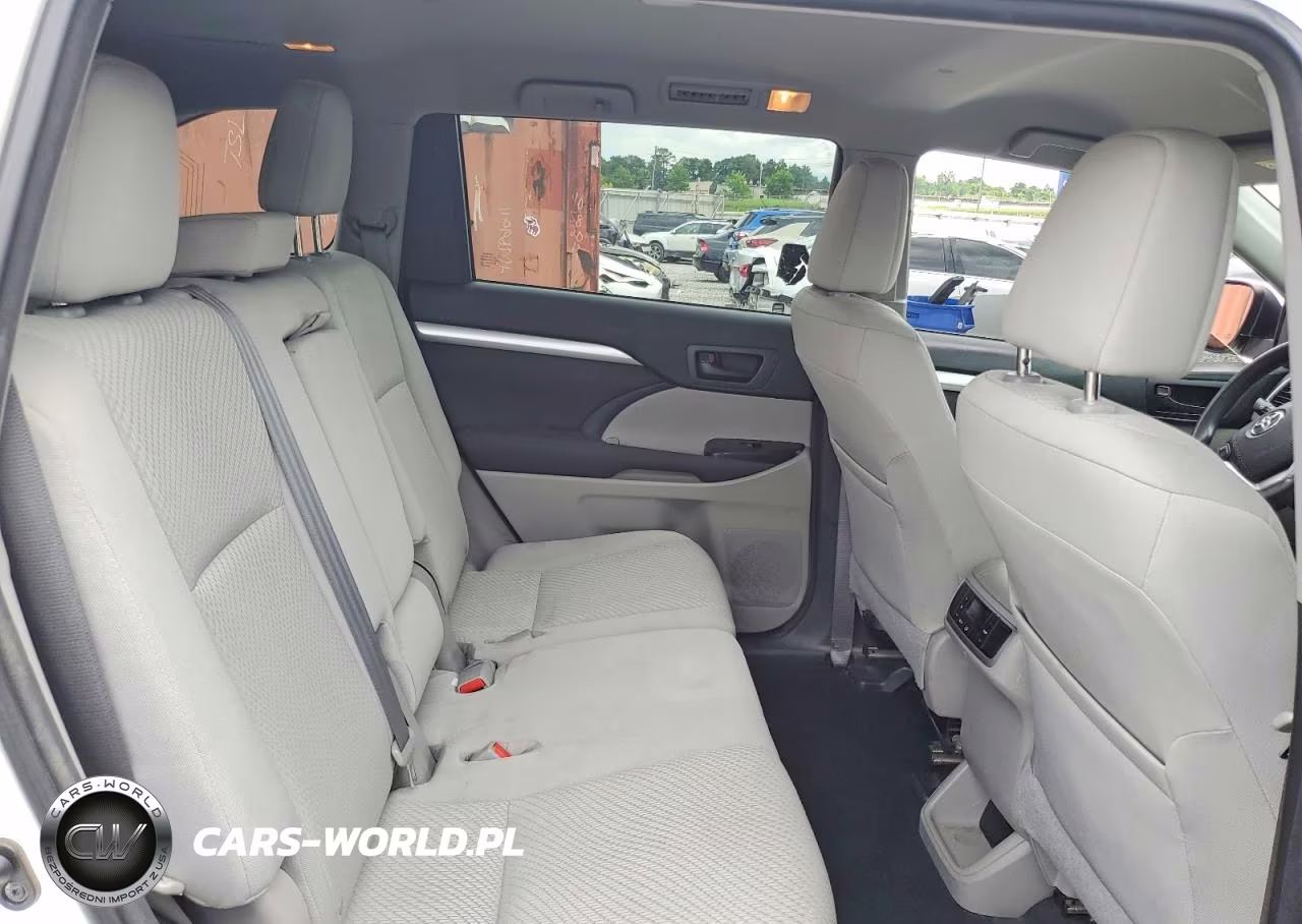 2016 Toyota Highlander Le VIN:5TDZARFH9GS017439 - 11