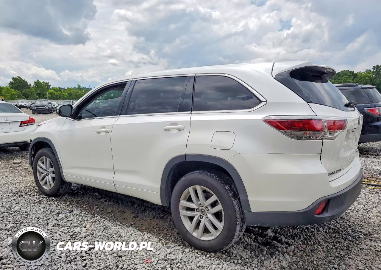 2016 Toyota Highlander Le VIN:5TDZARFH9GS017439 - 2
