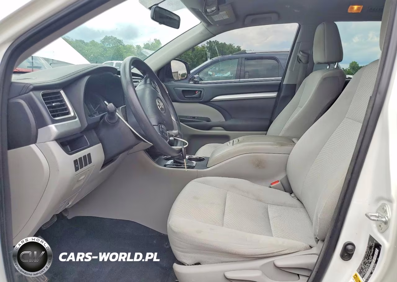 2016 Toyota Highlander Le VIN:5TDZARFH9GS017439 - 7