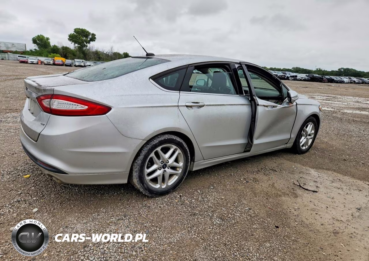 2013 Ford Fusion Se VIN:3FA6P0H74DR281397 - 3