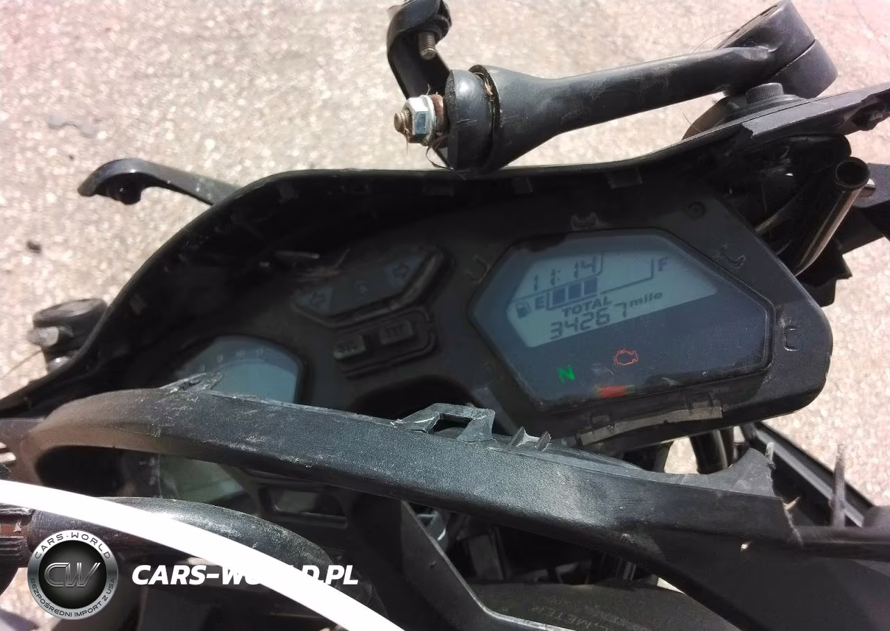 2015 Honda Cbr650 F VIN:MLHRC7404F5100127 - 8