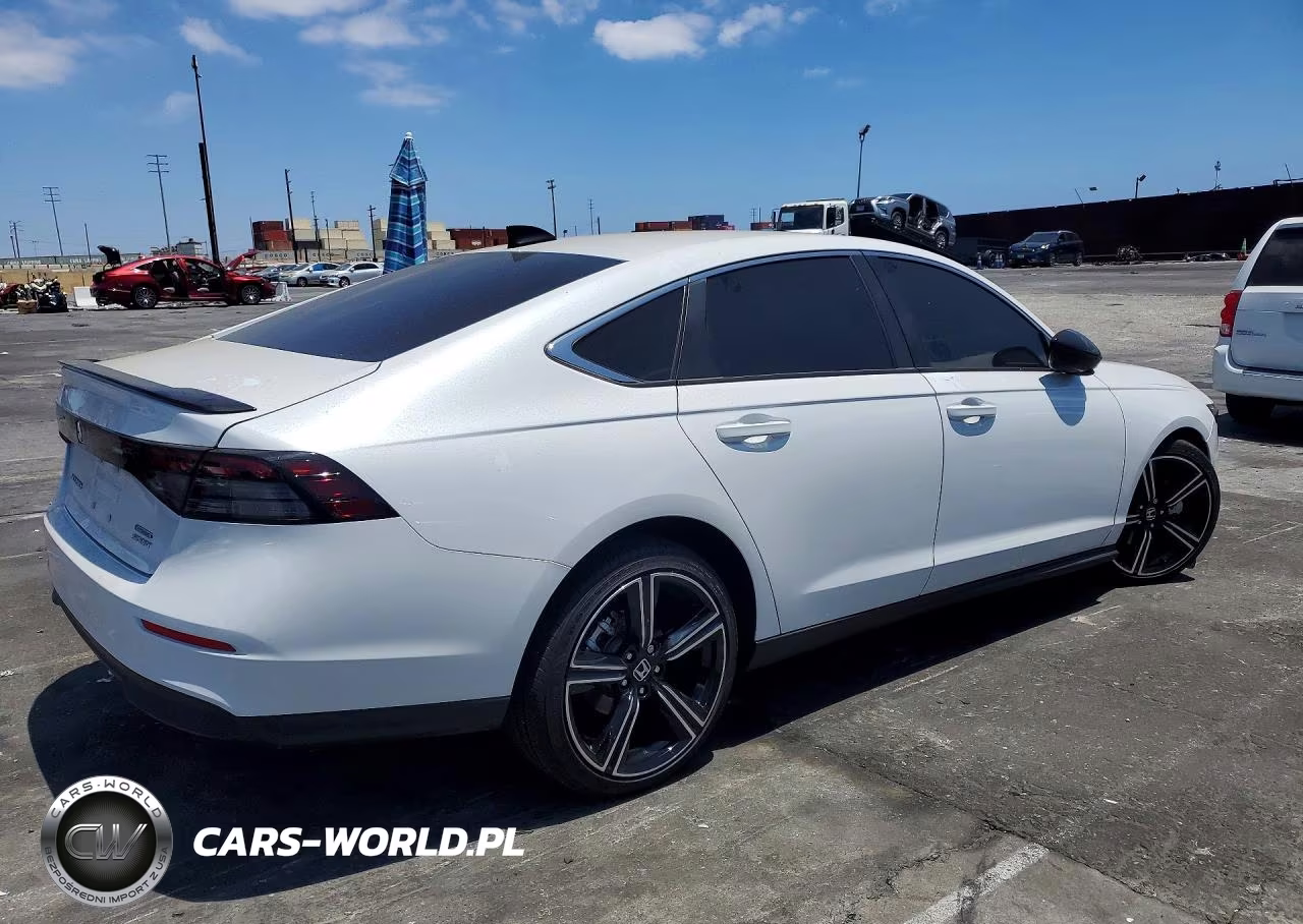 2025 Honda Accord Hybrid Sport VIN:1HGCY2F59SA081132 - 3