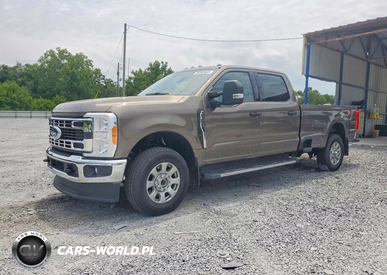 2023 Ford F250 Super Duty – zdjęcie 1 z 12
