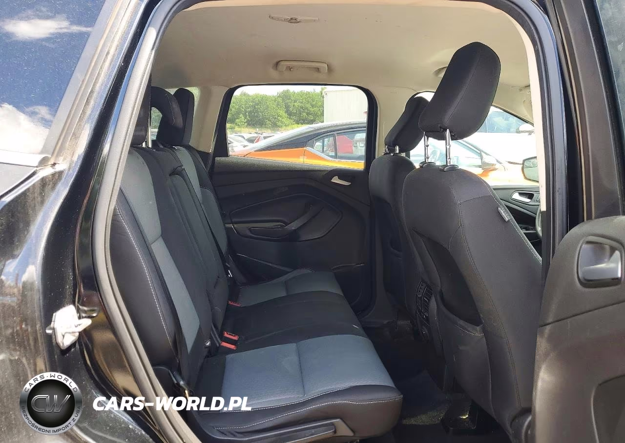 2018 Ford Escape Se VIN:1FMCU9GD5JUD38062 - 11