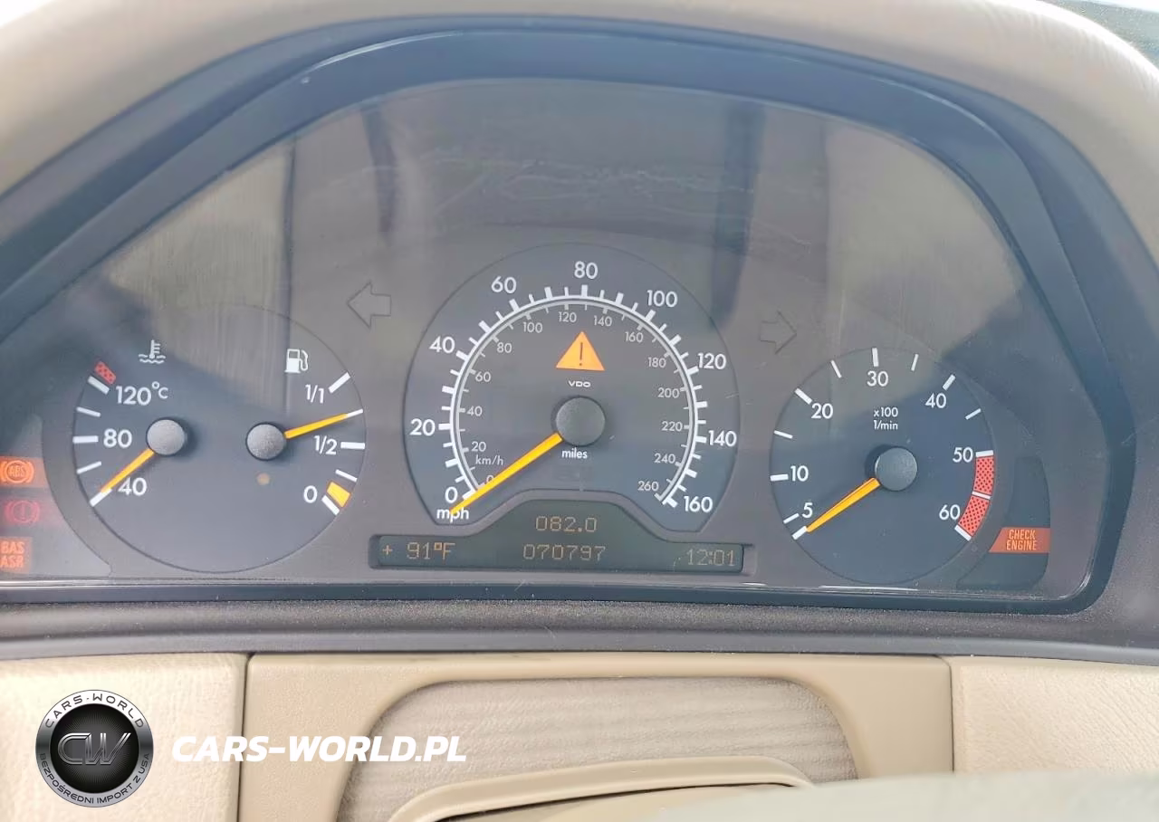 1998 Mercedes-Benz E 300Td VIN:WDBJF25F3WA581880 - 9