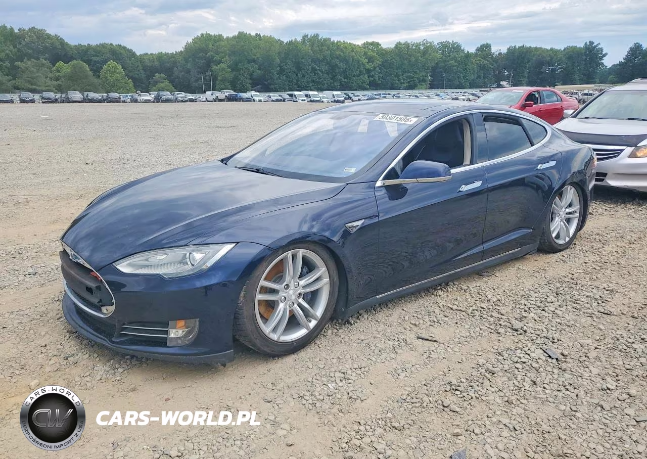 2013 Tesla Model S – zdjęcie 1 z 12