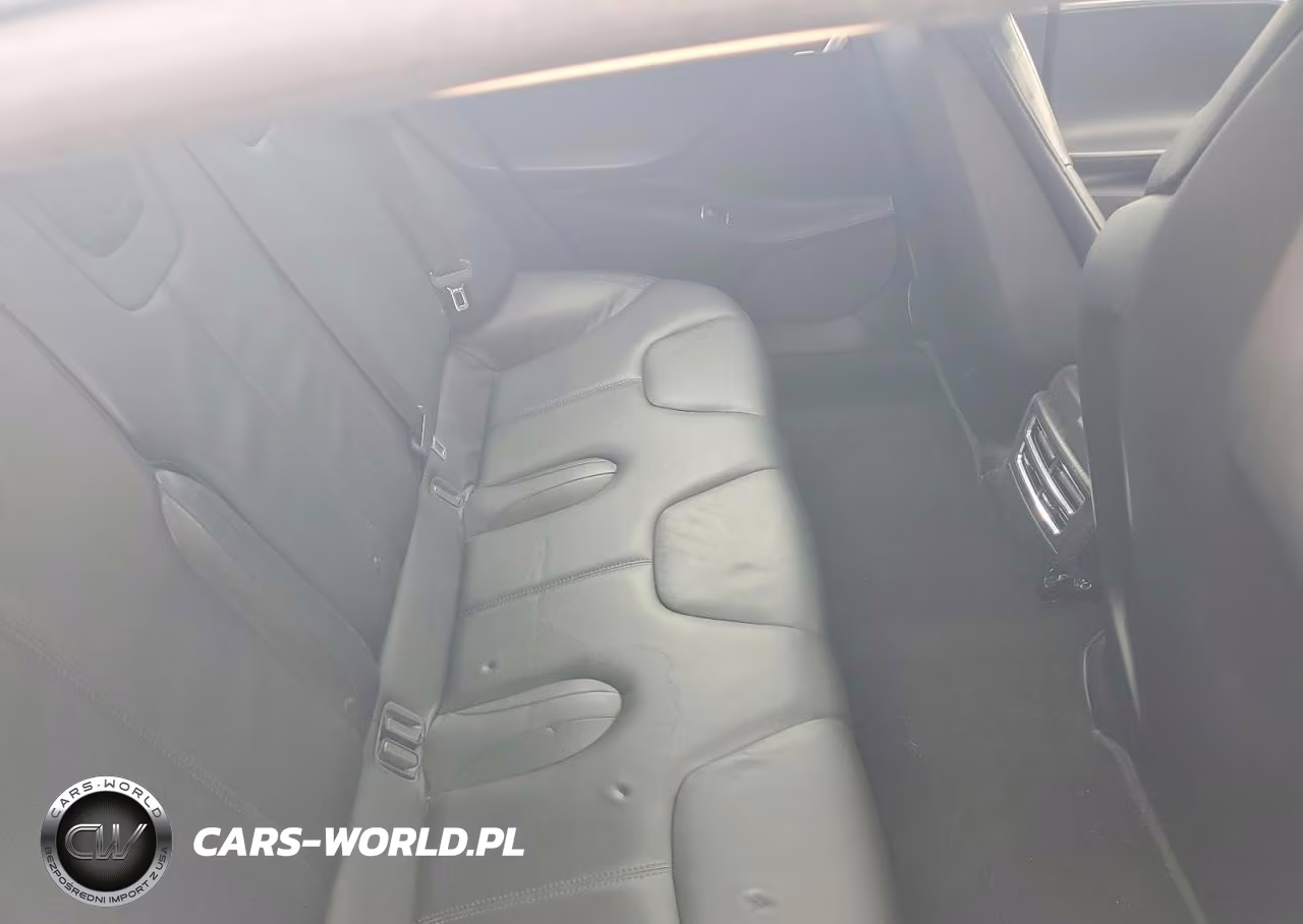 2013 Tesla Model S VIN:5YJSA1CG8DFP04863 - 10