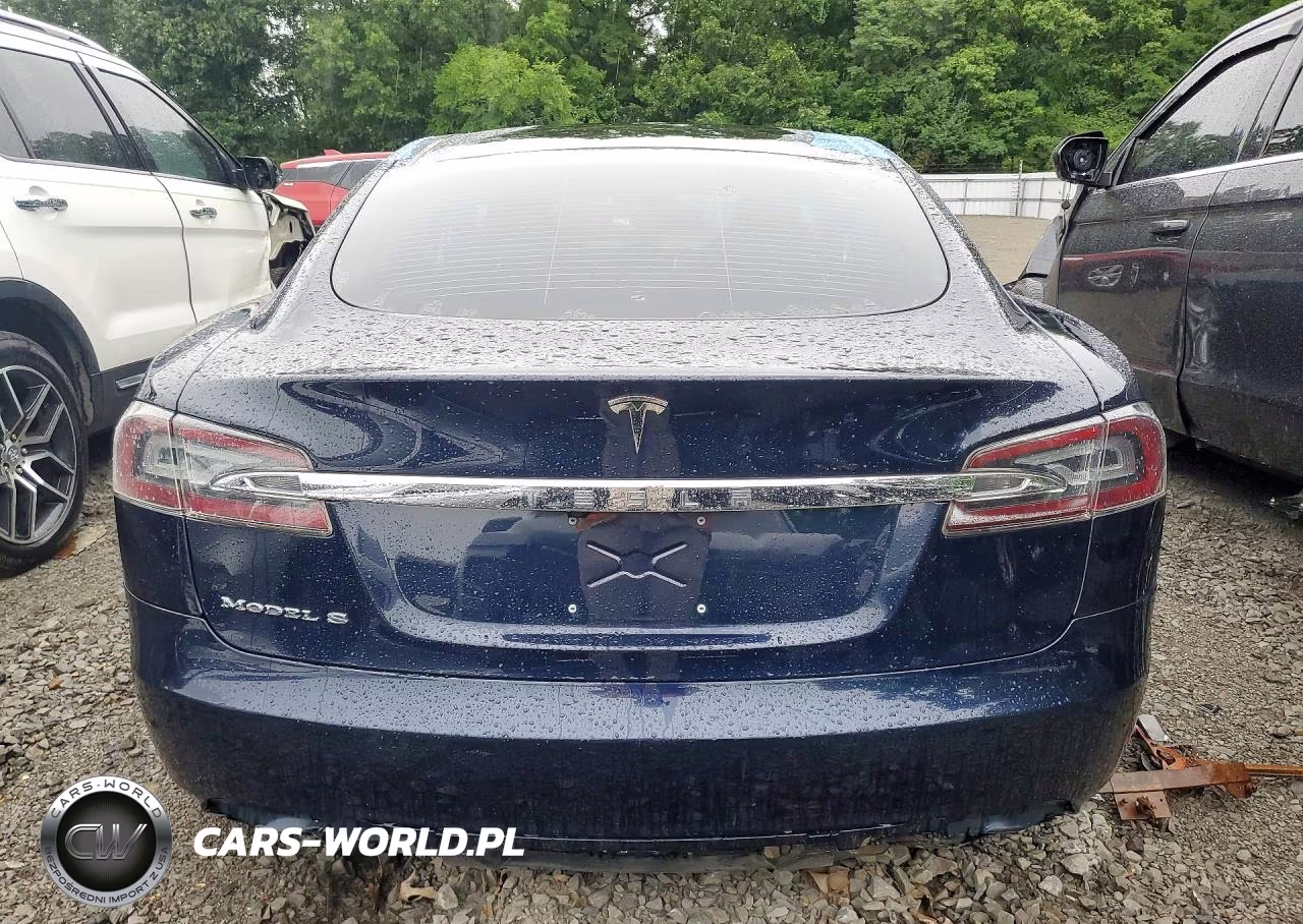 2013 Tesla Model S VIN:5YJSA1CG8DFP04863 - 6