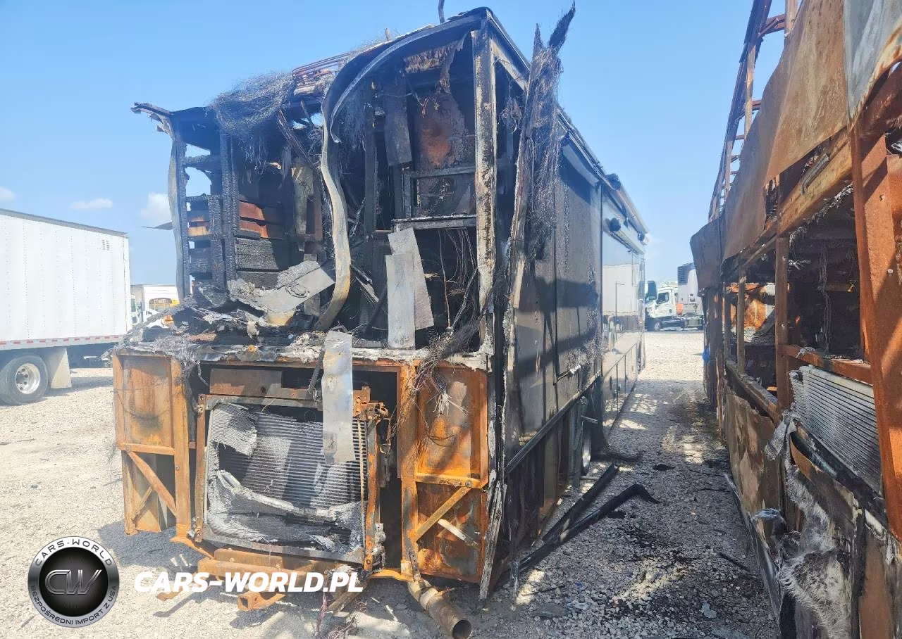 2017 Freightliner Chassis Xc VIN:4UZACGCY9HCJC0189 - 4