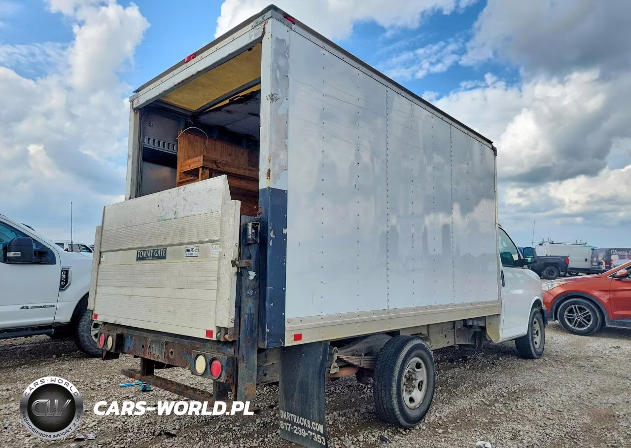 2014 Chevrolet Express Box Truck VIN:1GB0G2CA7E1129533 - 3