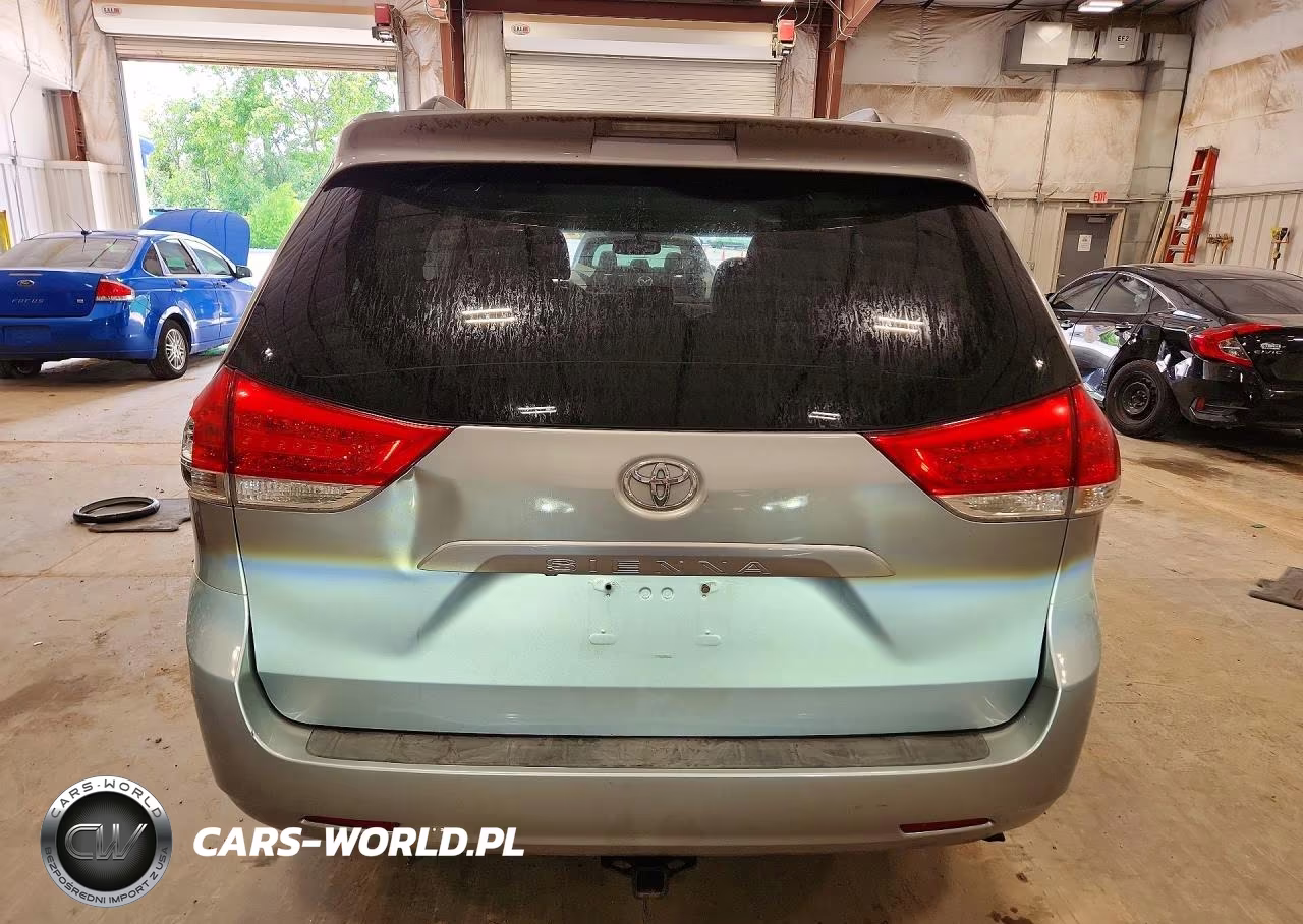 2011 Toyota Sienna Le VIN:5TDKK3DC9BS036200 - 6