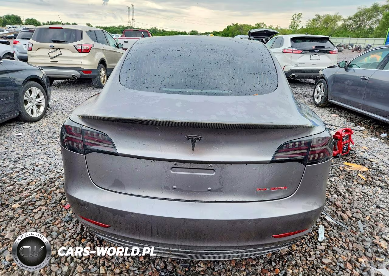 2018 Tesla Model 3 VIN:5YJ3E1EB2JF079236 - 6