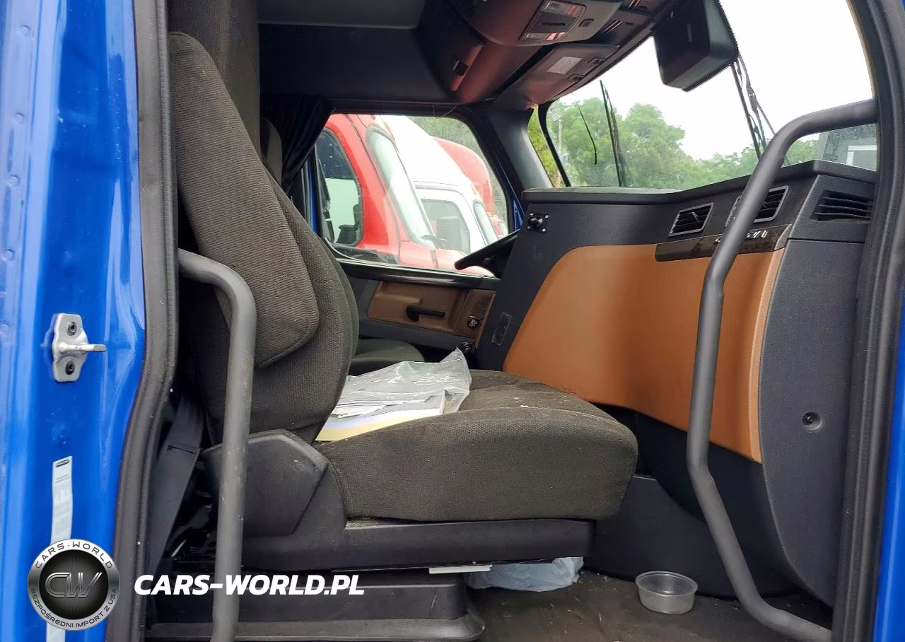 2019 Freightliner Cascadia 126 Semi Truck VIN:3AKJHHDR2LSMD2458 - 5