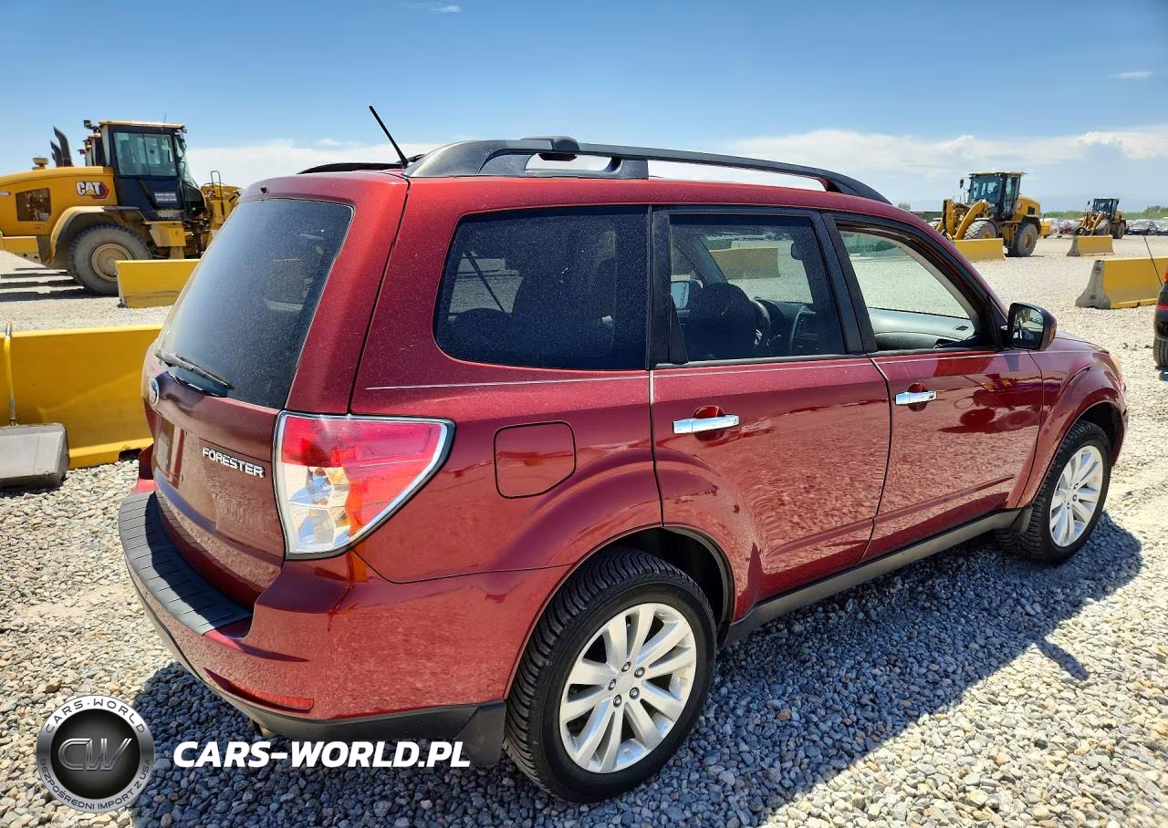 2011 Subaru Forester Limited VIN:JF2SHBECXBH746588 - 3