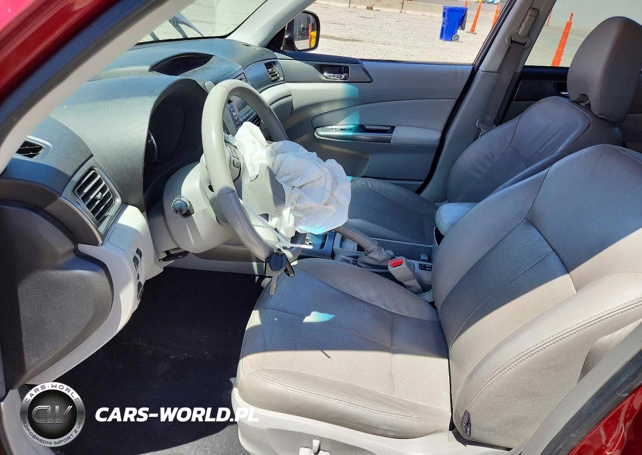 2011 Subaru Forester Limited VIN:JF2SHBECXBH746588 - 7