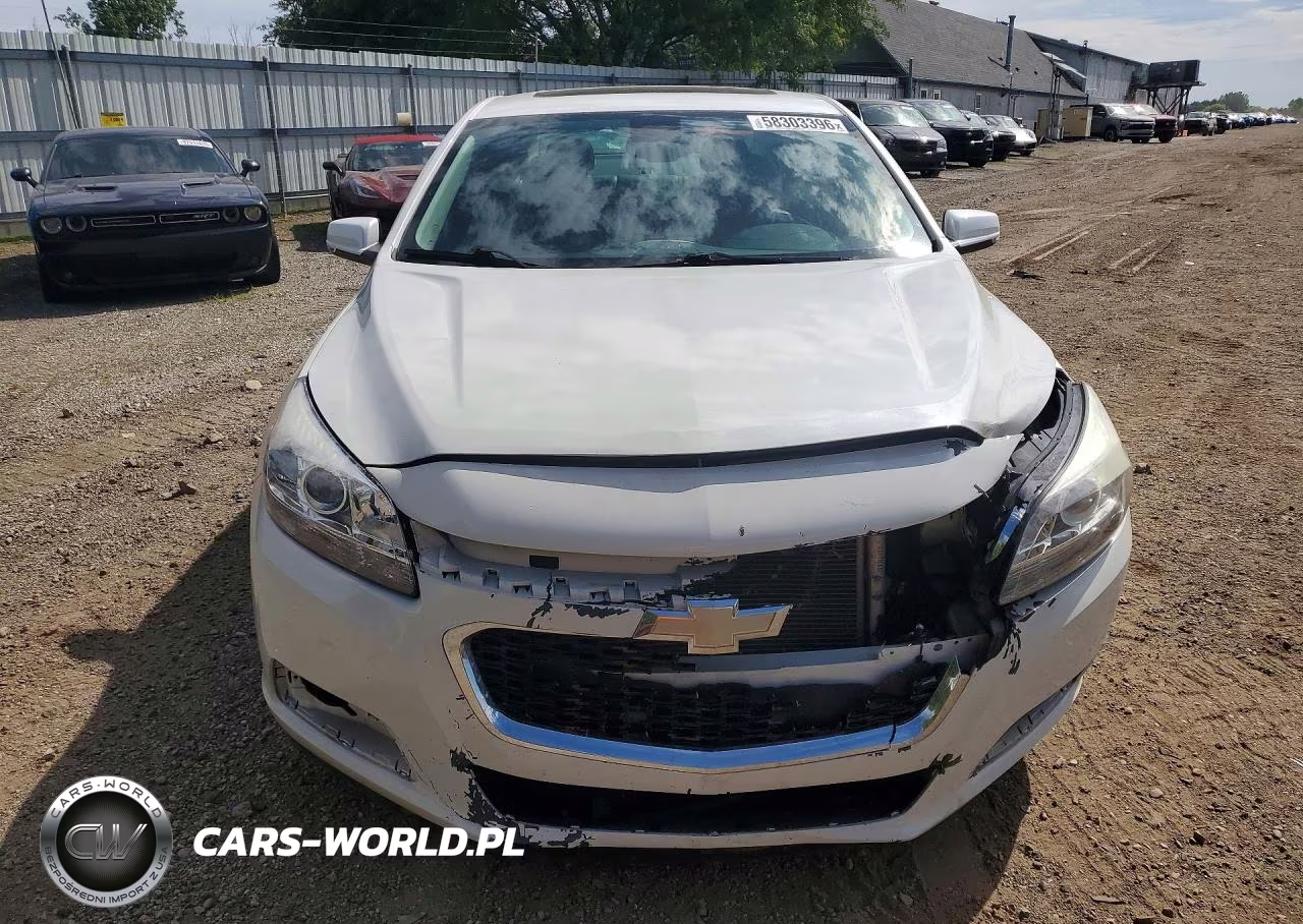 2015 Chevrolet Malibu 1Lt VIN:1G11C5SL0FU119435 - 5