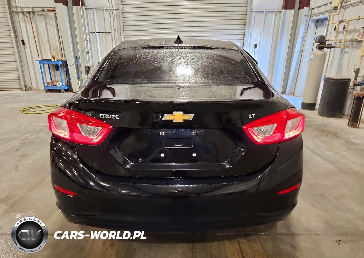 2017 Chevrolet Cruze Lt VIN:1G1BE5SM6H7238874 - 6