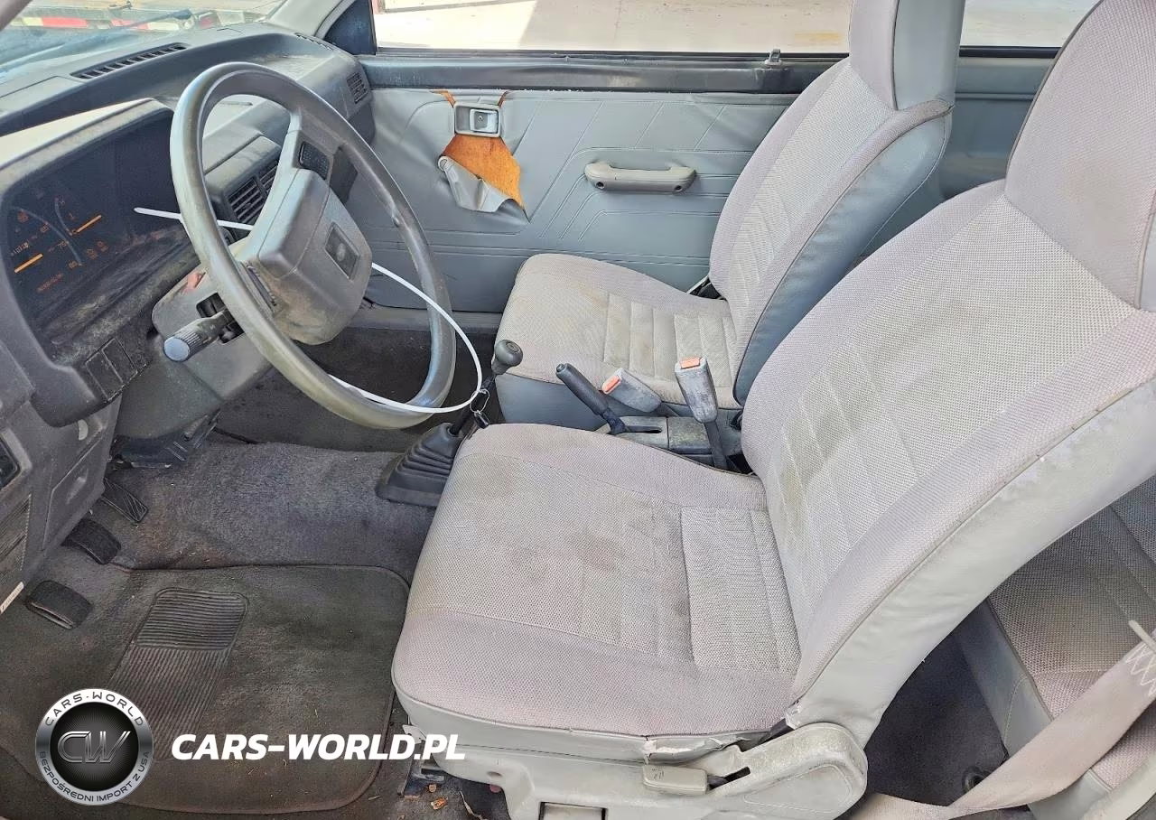 1988 Ford Festiva L VIN:KNJBT06K8J6197083 - 7