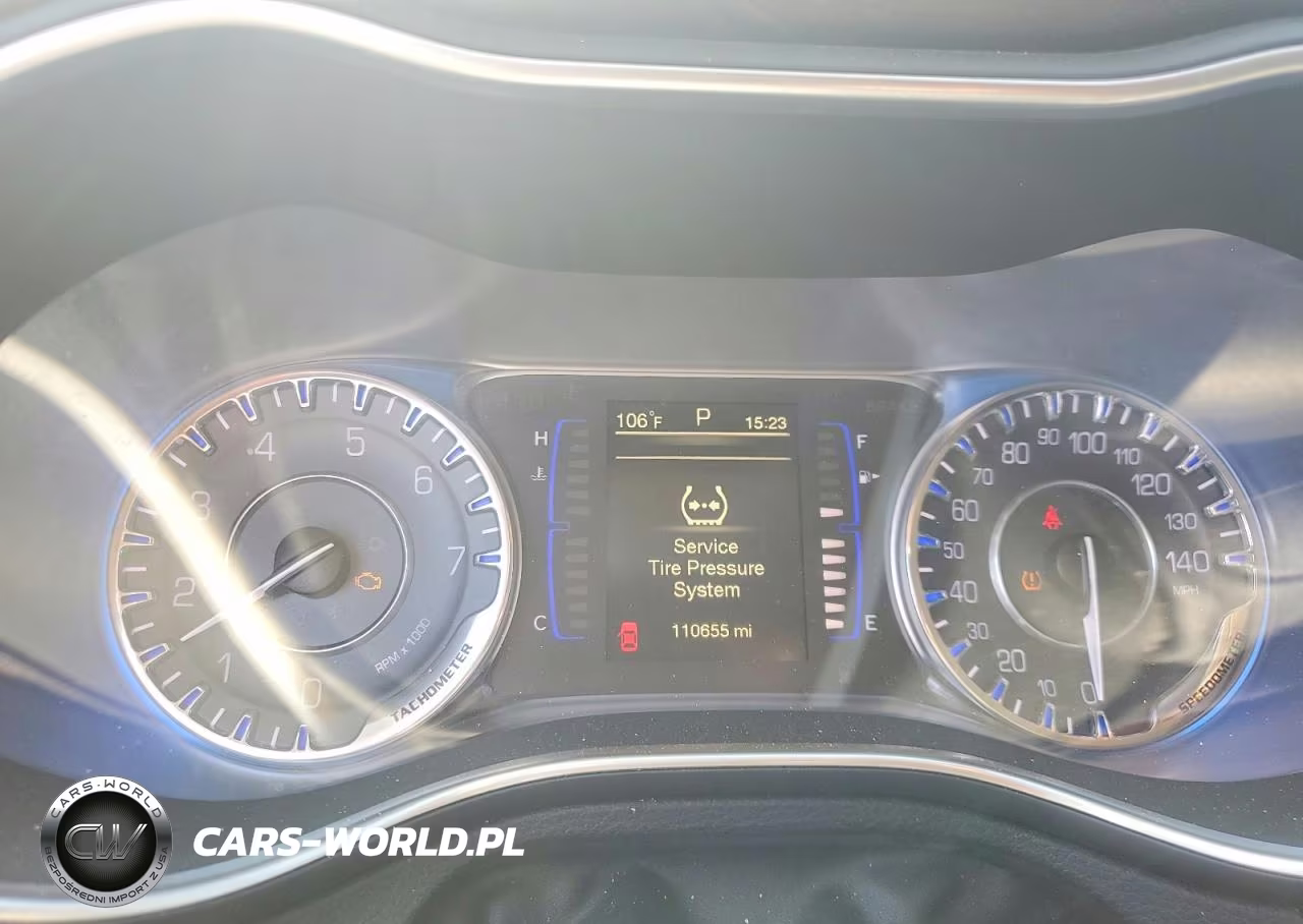 2016 Chrysler 200 Limited VIN:1C3CCCAB0GN157017 - 9