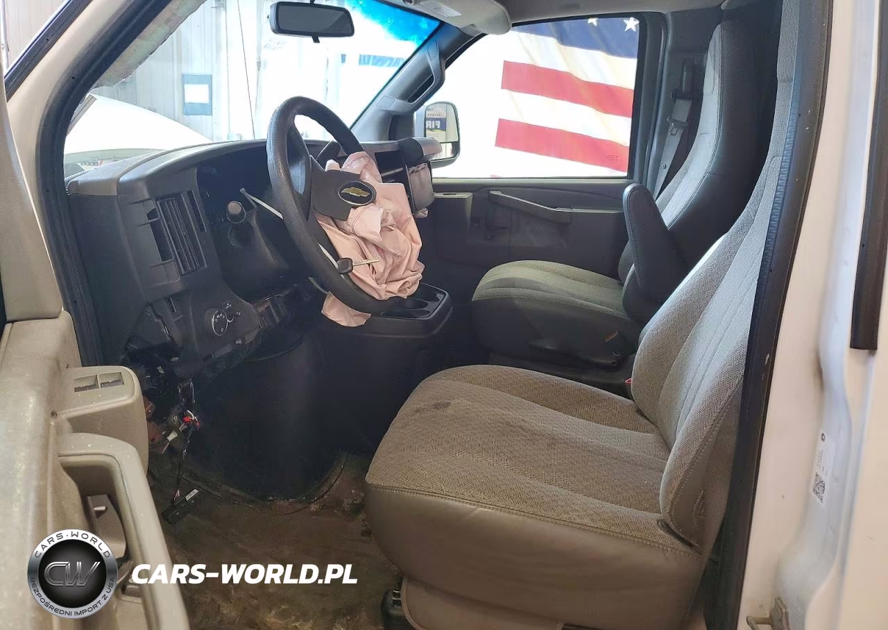 2019 Chevrolet Express G3500 VIN:1GCZGHFG3K1146976 - 7