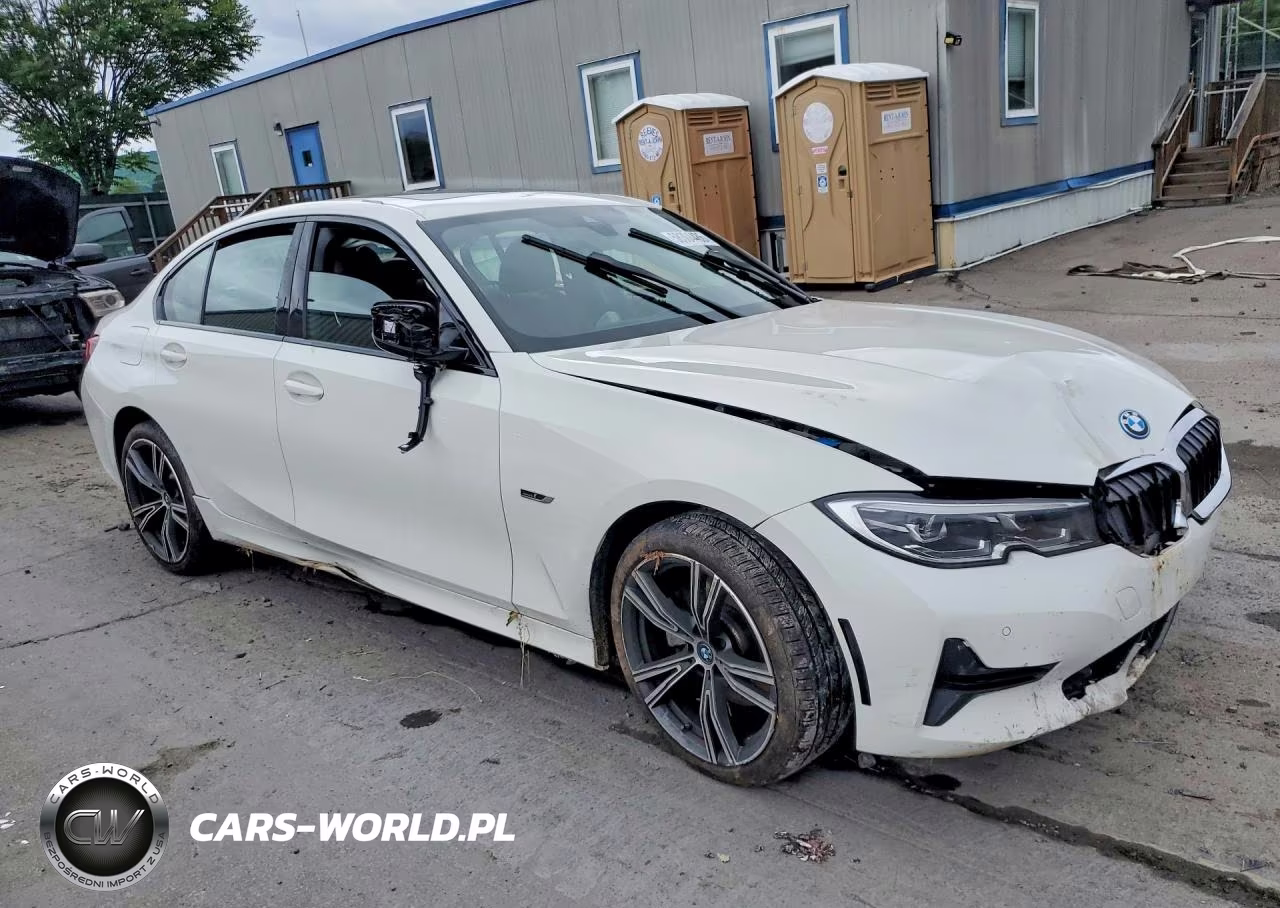 2022 BMW 330Xe VIN:3MW5P9J09N8C65451 - 4