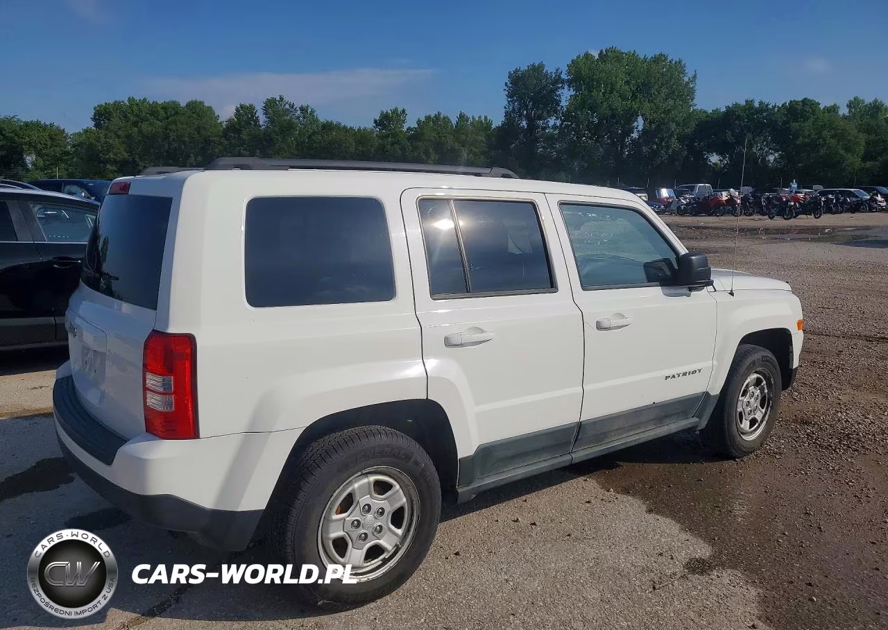2011 Jeep Patriot Sport VIN:1J4NT1GAXBD263510 - 3