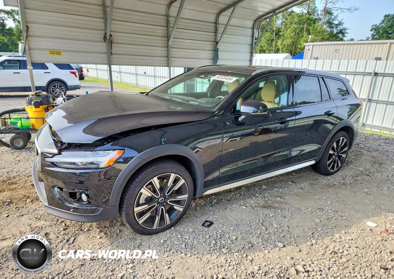 2026 Volvo V60 Cross Country Ultra