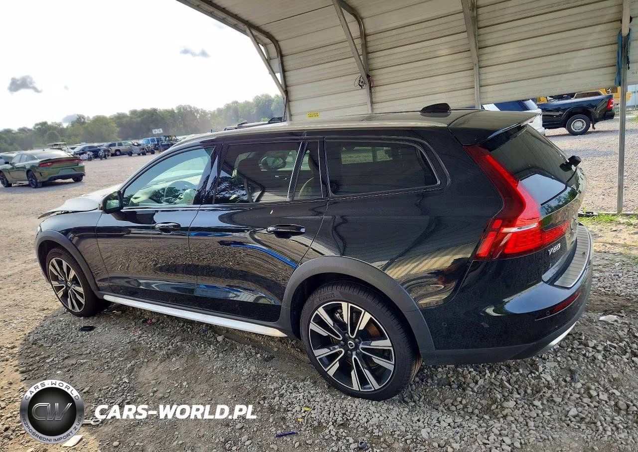 2026 Volvo V60 Cross Country Ultra VIN:YV4L12WL1T2171594 - 2