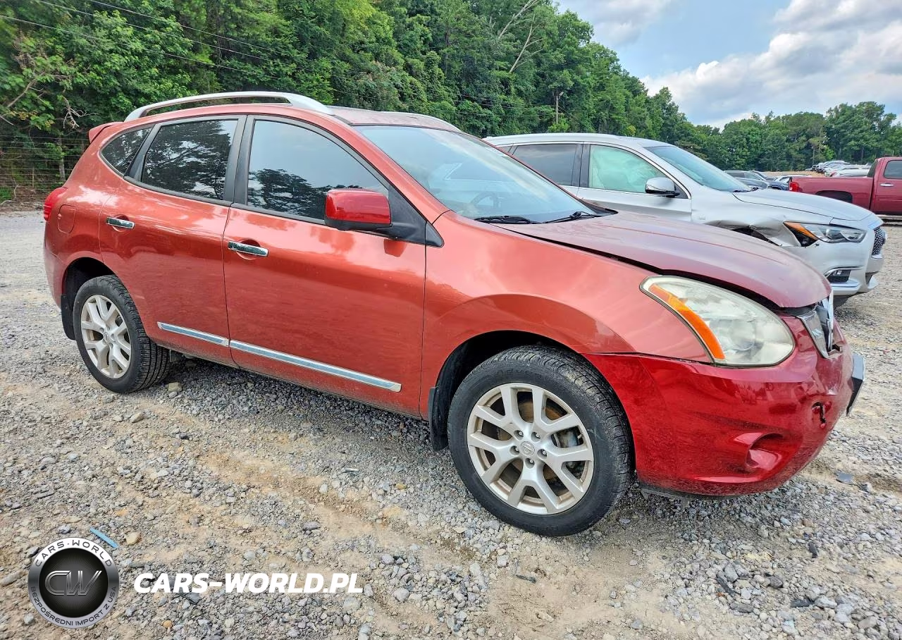 2013 Nissan Rogue S VIN:JN8AS5MV2DW106698 - 4