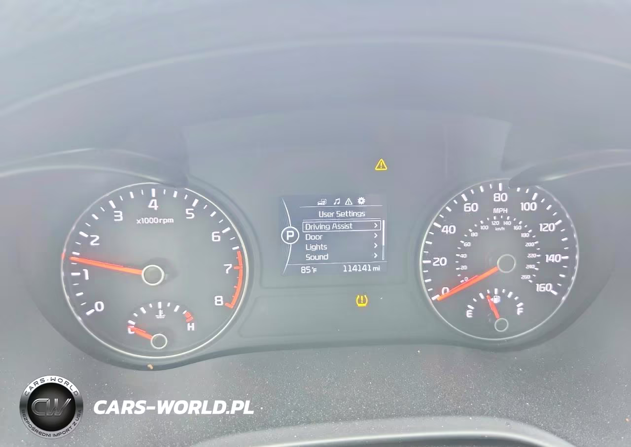 2018 Kia Optima Lx VIN:5XXGT4L32JG258765 - 9