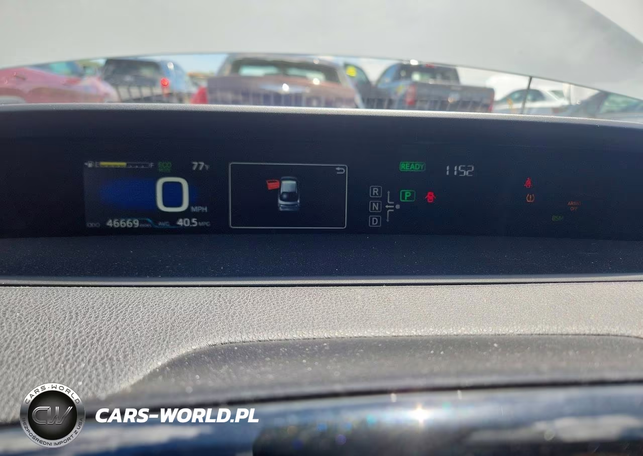 2016 Toyota Prius Four Touring VIN:JTDKARFU4G3016053 - 9