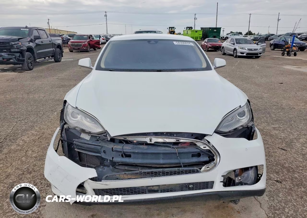 2014 Tesla Model S VIN:5YJSA1H19EFP61336 - 5