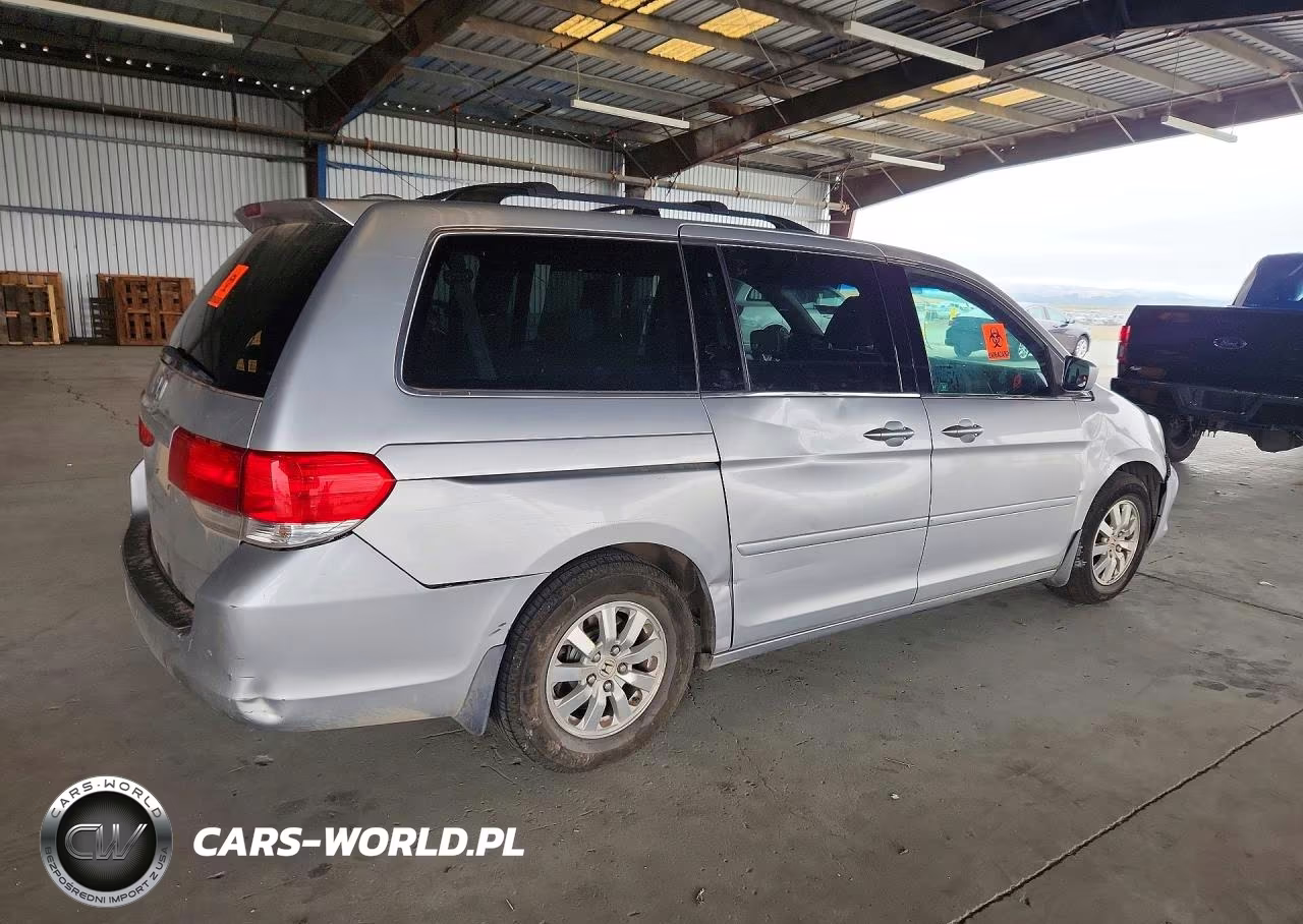 2010 Honda Odyssey Exl VIN:5FNRL3H75AB023617 - 3