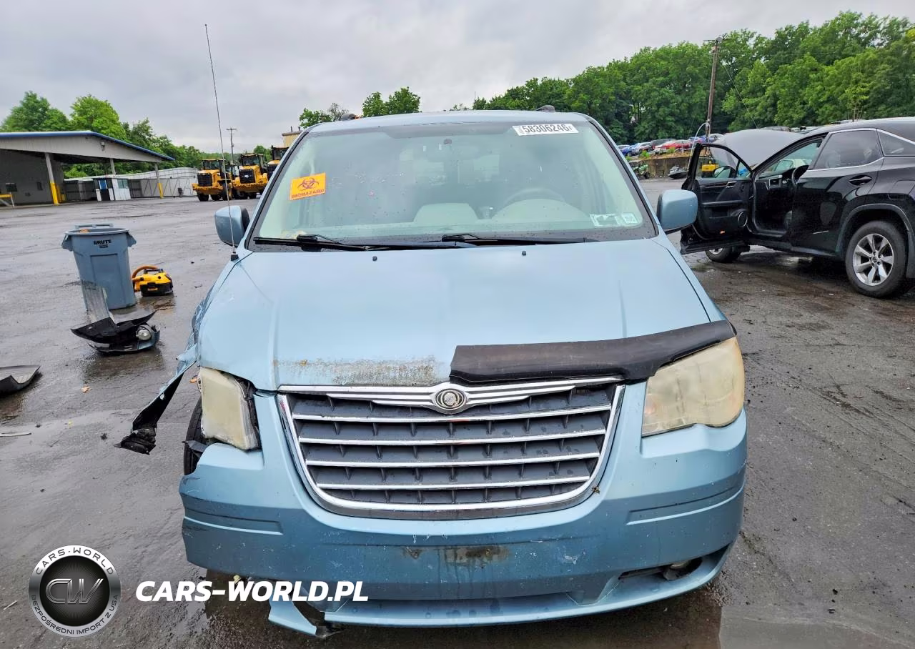 2010 Chrysler Town & Country Touring VIN:2A4RR5D12AR347764 - 5