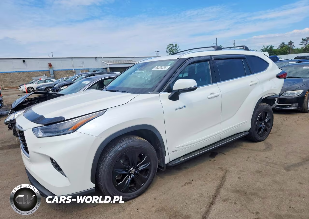 2021 Toyota Highlander Hybrid Xle
