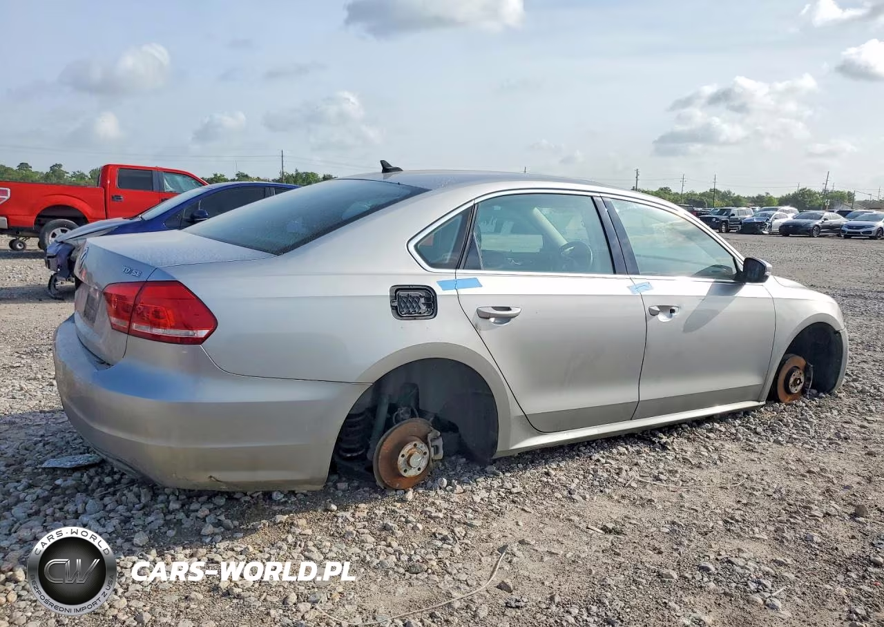 2014 Volkswagen Passat Tdi VIN:1VWBN7A34EC105168 - 3