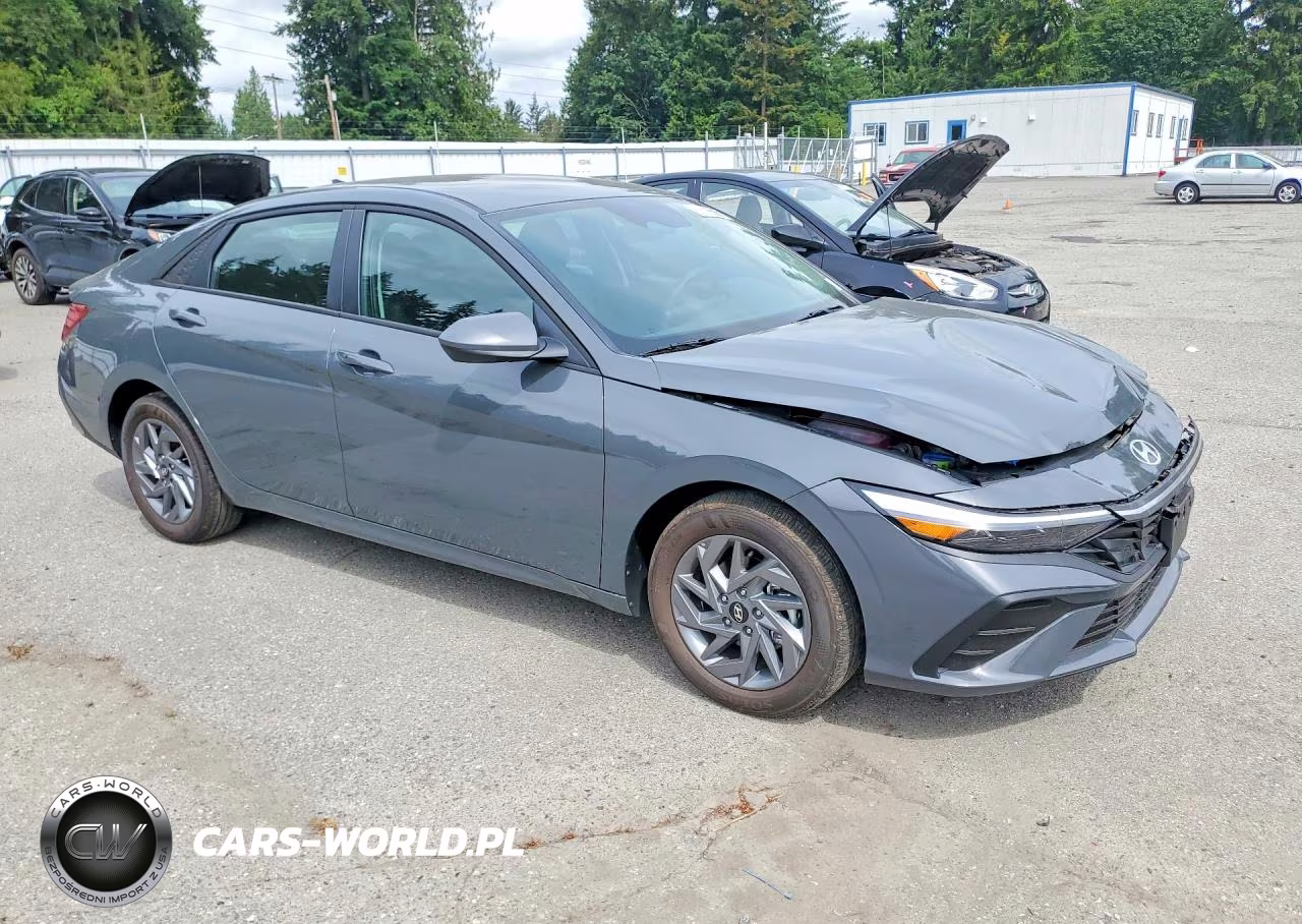 2026 Hyundai Elantra Hybrid Blue VIN:KMHLM4DJ6TU182713 - 4
