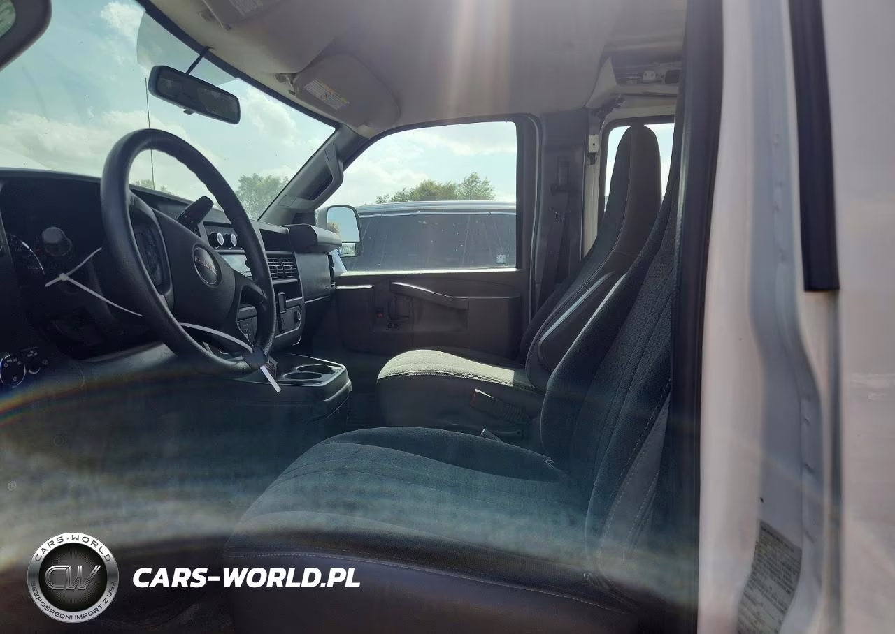 2019 GMC Savana G2500 VIN:1GTW7AFG8K1237851 - 7