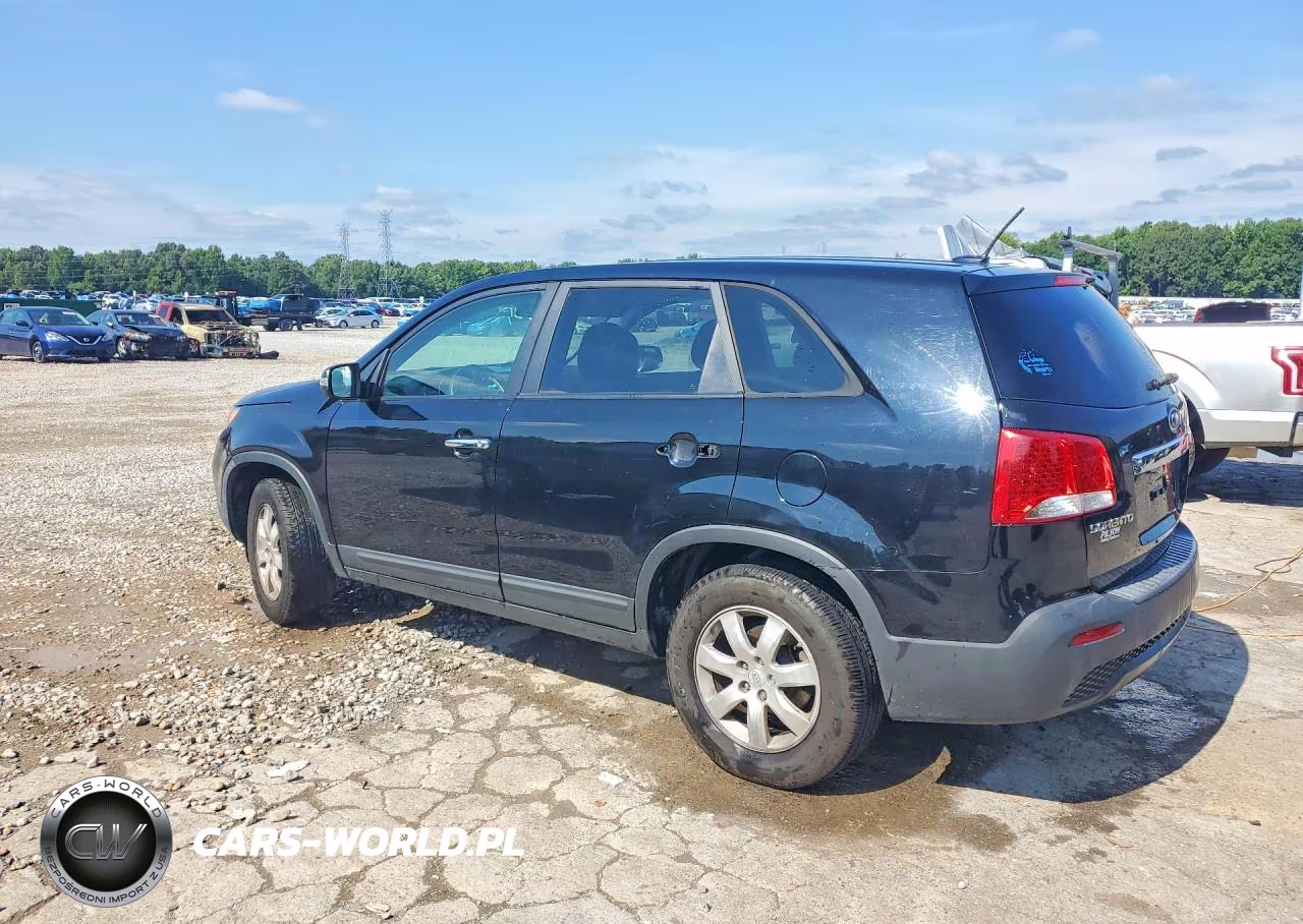 2011 Kia Sorento Base VIN:5XYKT3A19BG110812 - 2