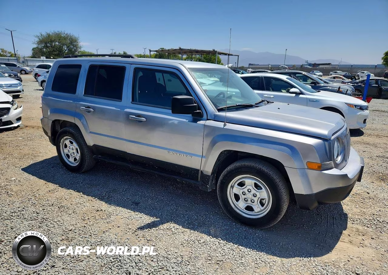 2016 Jeep Patriot Sport VIN:1C4NJPBA8GD526462 - 4