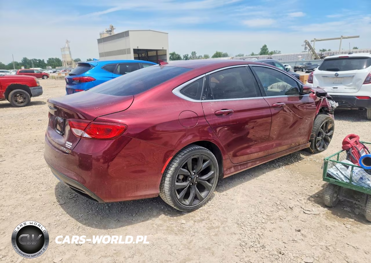 2015 Chrysler 200 C VIN:1C3CCCCG5FN572471 - 3